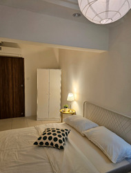 Lakeview Estate (D20), Apartment #477037501